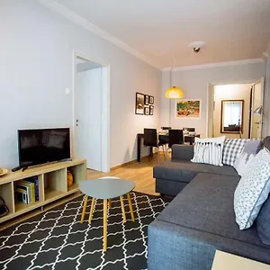 Luxurious & Modern | Walk Everywhere | 5★ Amenities , Θεσσαλονίκη Ελλάδα