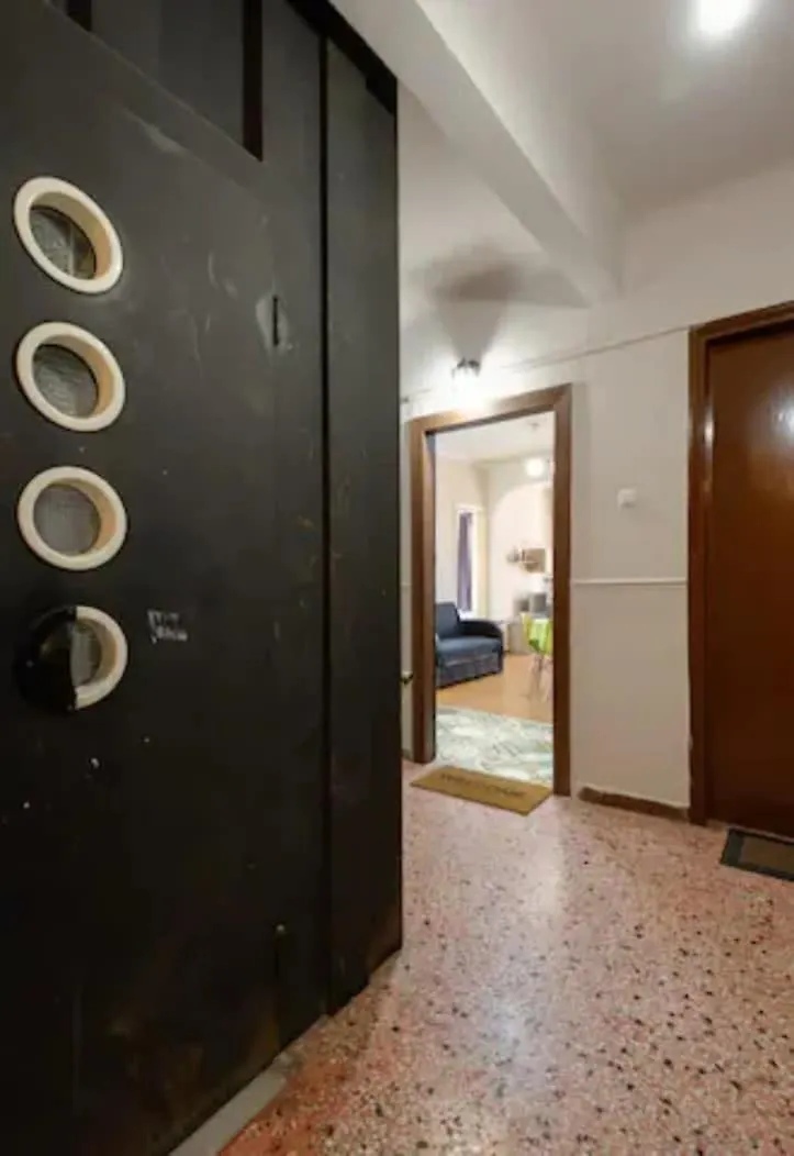 Apartment Private Pristine Balcony Home- Heart Of The Center Thessaloniki