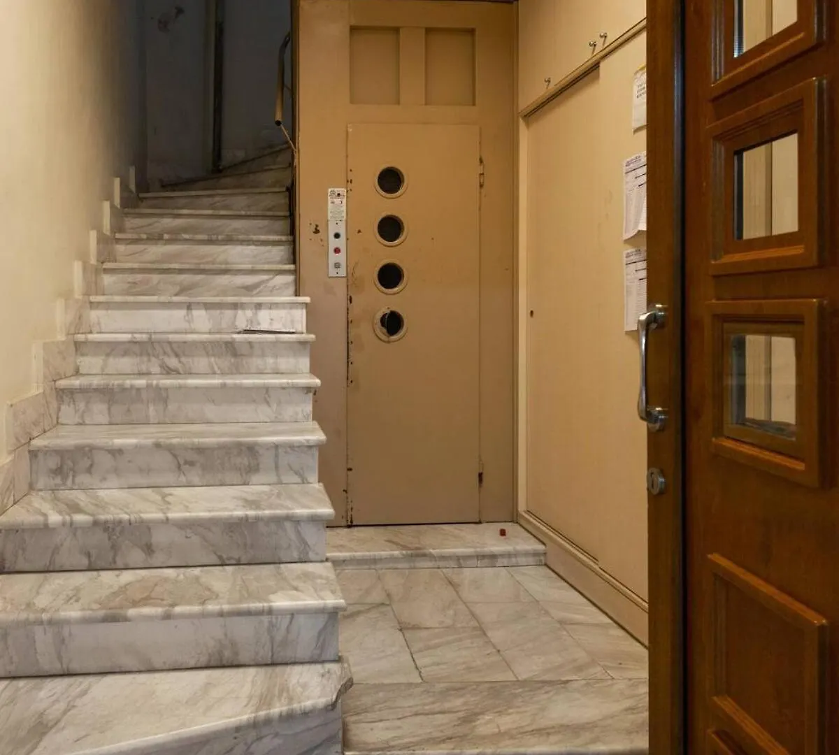 Private Pristine Balcony Home- Heart Of The Center Thessaloniki 0*,  Greece